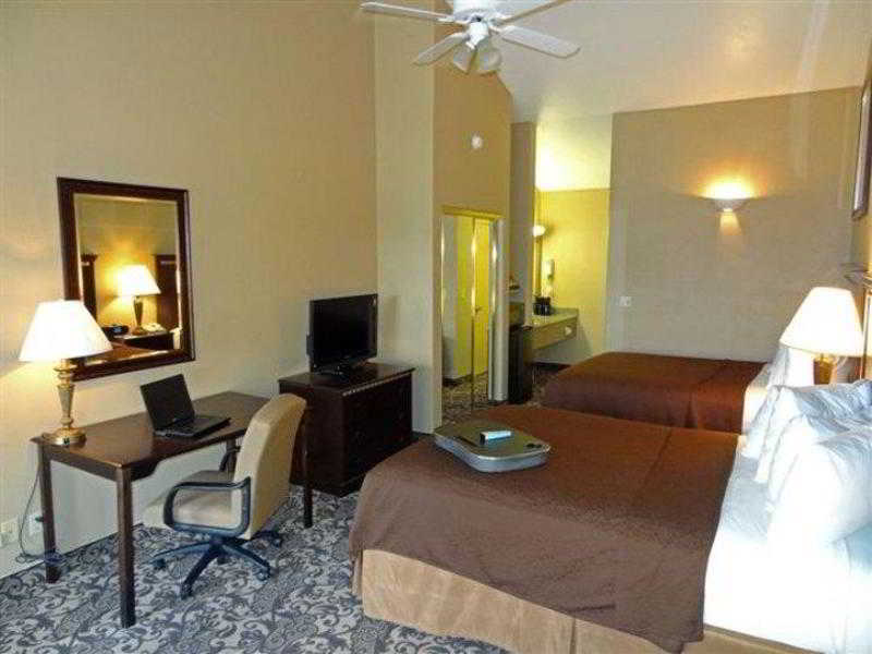 Best Western George West Executive Inn Room photo